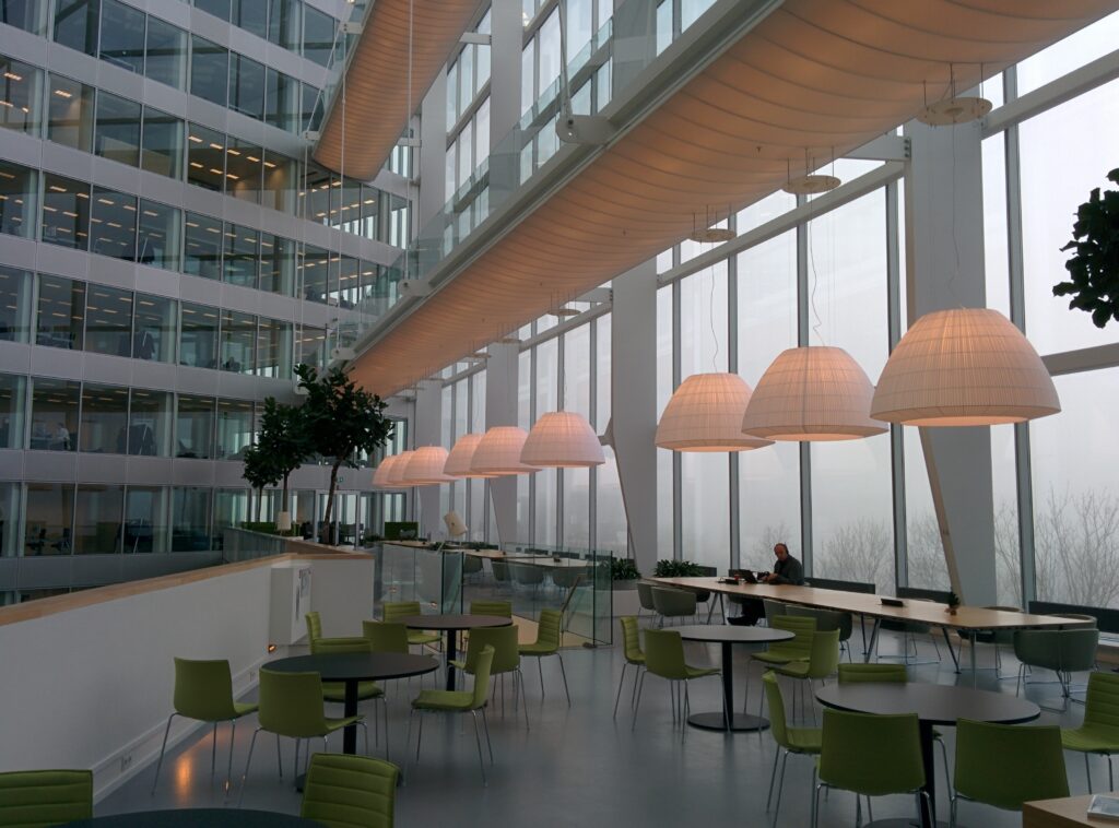 Indretning af kontor og restaurant – Få hjælp af DOKK16