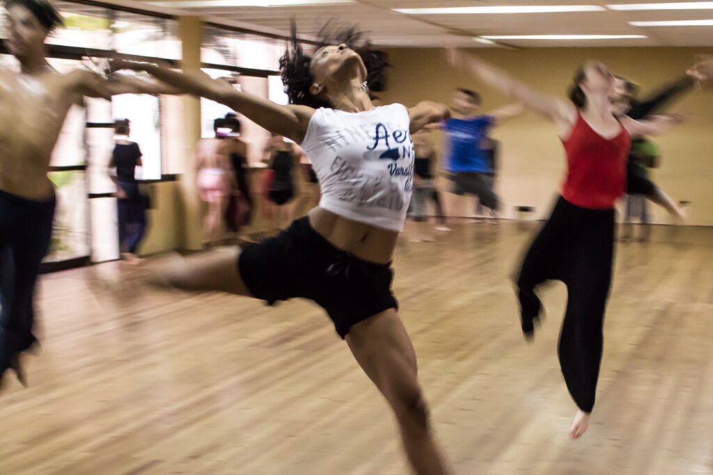 Dansesko i høj kvalitet til skarpe priser hos Dansesneakers.dk
